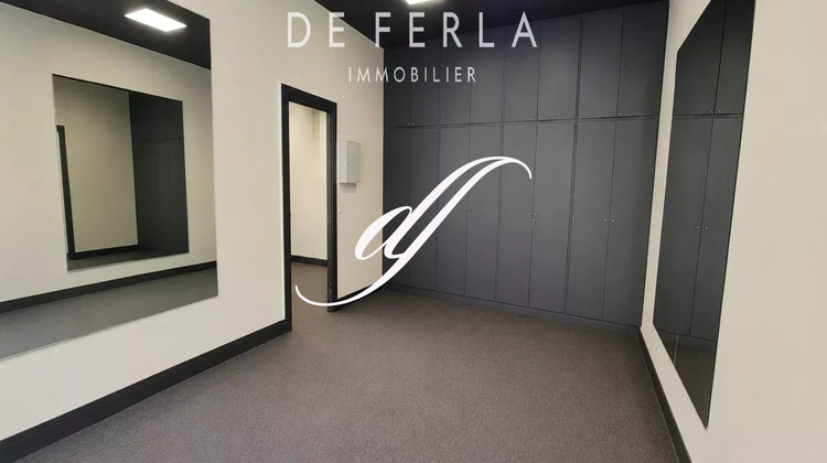 Ma-Cabane - Vente Divers Paris, 56 m²