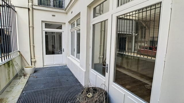 Ma-Cabane - Vente Divers Paris, 190 m²