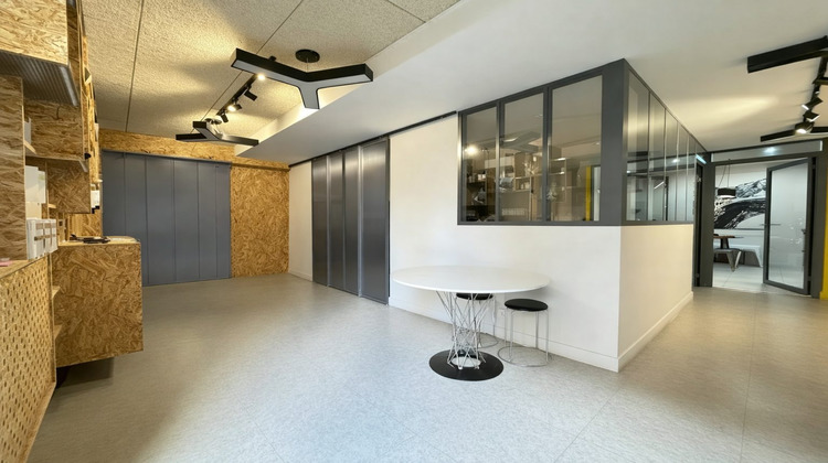 Ma-Cabane - Vente Divers PARIS, 206 m²