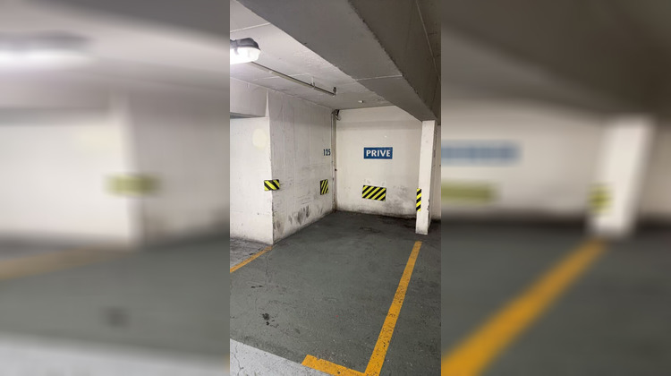 Ma-Cabane - Vente Divers PARIS 9, 8 m²