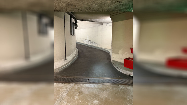 Ma-Cabane - Vente Divers PARIS 9, 0 m²