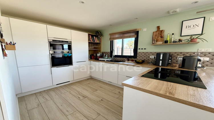 Ma-Cabane - Vente Divers PERTUIS, 98 m²