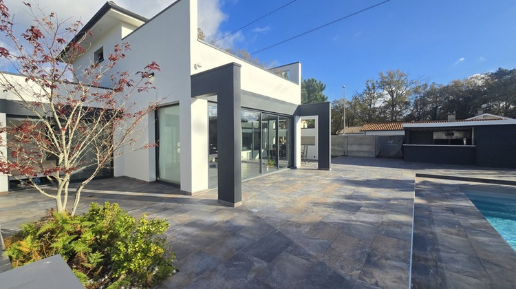 Ma-Cabane - Vente Divers PESSAC, 134 m²