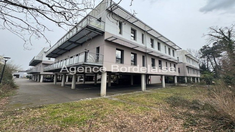 Ma-Cabane - Vente Divers Pessac, 2500 m²