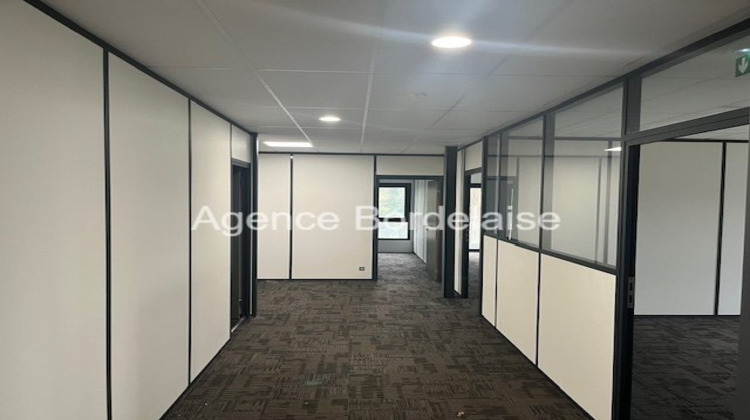 Ma-Cabane - Vente Divers Pessac, 2500 m²