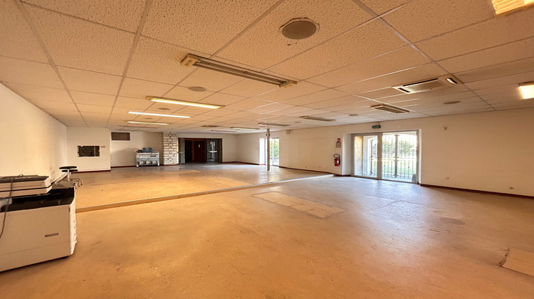 Ma-Cabane - Vente Divers PIERRELATTE, 300 m²