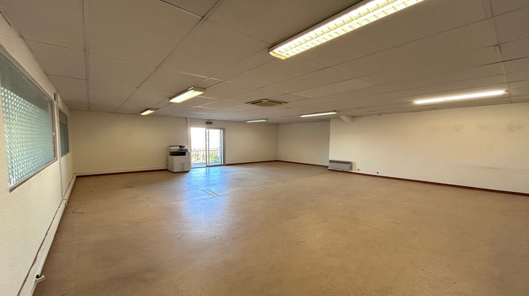 Ma-Cabane - Vente Divers PIERRELATTE, 300 m²