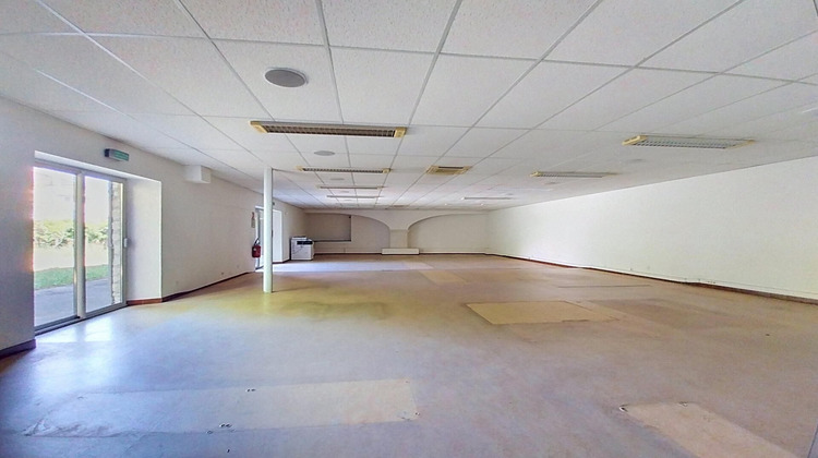 Ma-Cabane - Vente Divers Pierrelatte, 300 m²