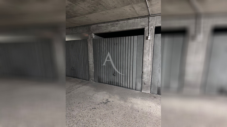 Ma-Cabane - Vente Divers POISSY, 12 m²