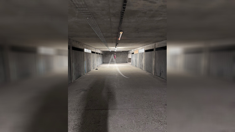 Ma-Cabane - Vente Divers POISSY, 12 m²