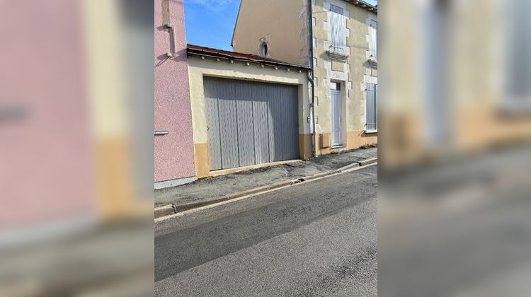 Ma-Cabane - Vente Divers POITIERS, 25 m²