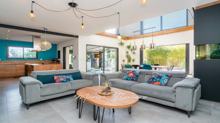 Ma-Cabane - Vente Divers POUSSAN, 143 m²