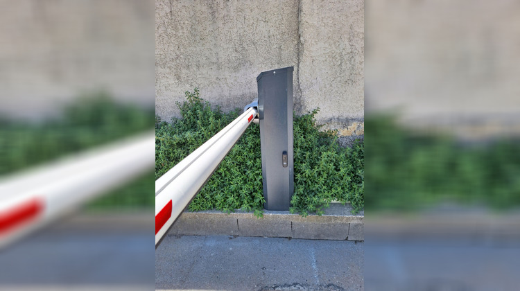 Ma-Cabane - Vente Divers POUSSAN, 12 m²