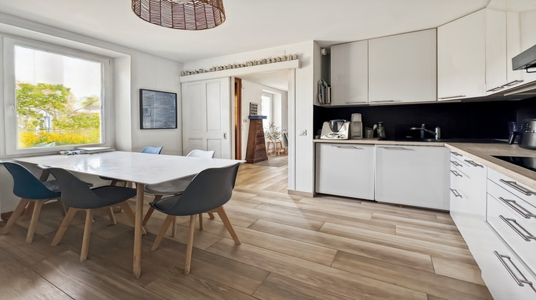 Ma-Cabane - Vente Divers PREVESSIN MOENS, 178 m²