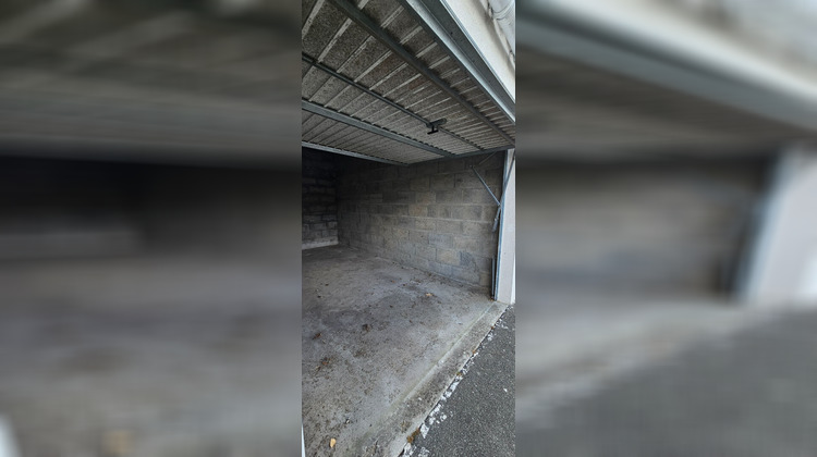 Ma-Cabane - Vente Divers REZE, 14 m²