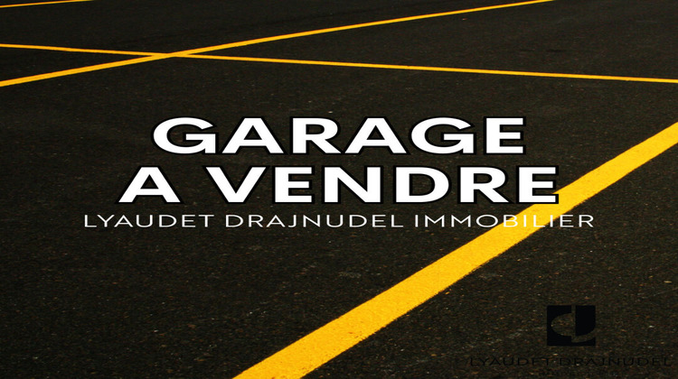 Ma-Cabane - Vente Divers RIORGES, 15 m²