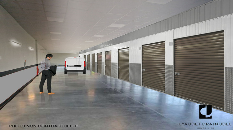 Ma-Cabane - Vente Divers ROANNE, 92 m²