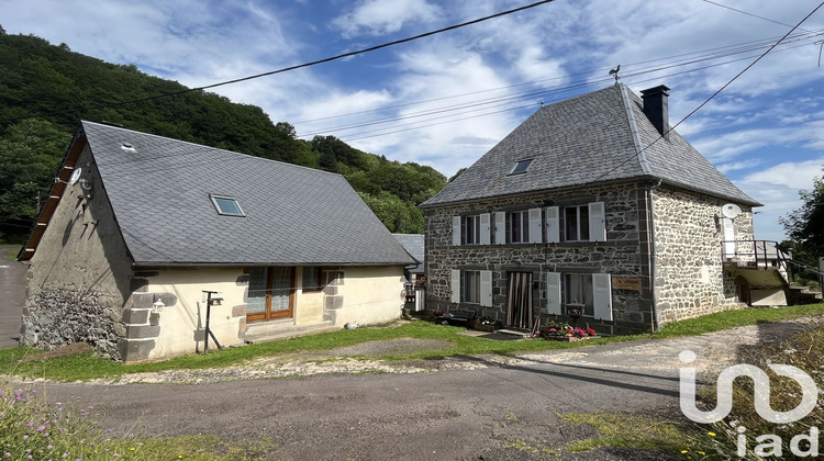 Ma-Cabane - Vente Divers Rochefort-Montagne, 148 m²