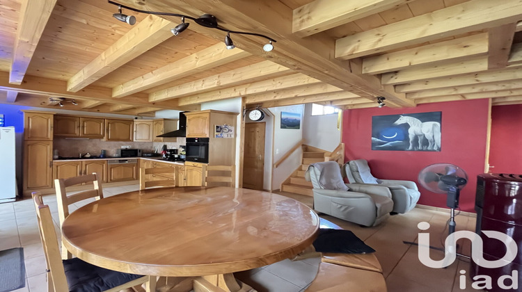 Ma-Cabane - Vente Divers Rochefort-Montagne, 148 m²