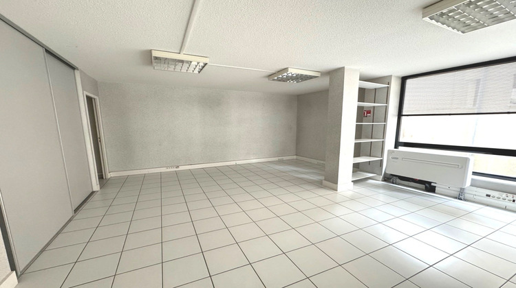 Ma-Cabane - Vente Divers Romans-sur-Isère, 97 m²