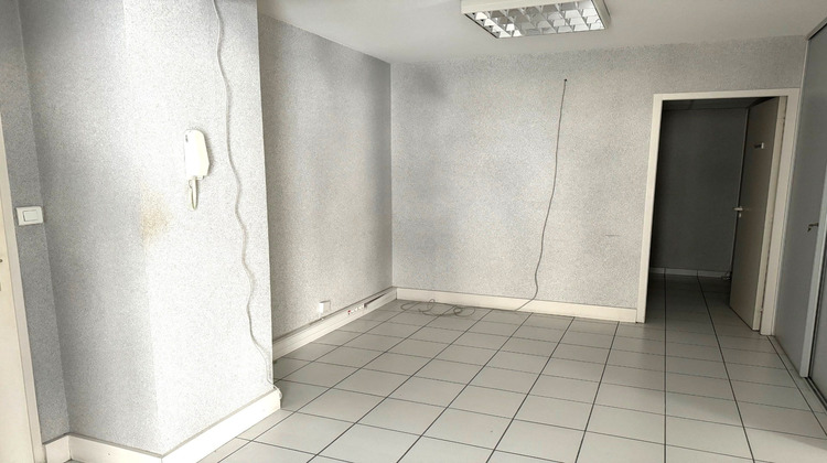 Ma-Cabane - Vente Divers Romans-sur-Isère, 97 m²