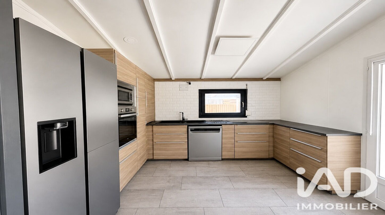 Ma-Cabane - Vente Divers Roquebrune-sur-Argens, 70 m²
