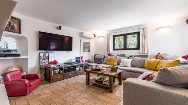 Ma-Cabane - Vente Divers ROQUEFORT LES PINS, 358 m²