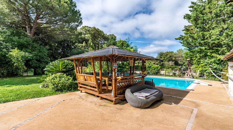 Ma-Cabane - Vente Divers ROQUEFORT LES PINS, 358 m²