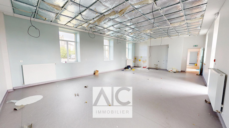 Ma-Cabane - Vente Divers Rostrenen, 2500 m²