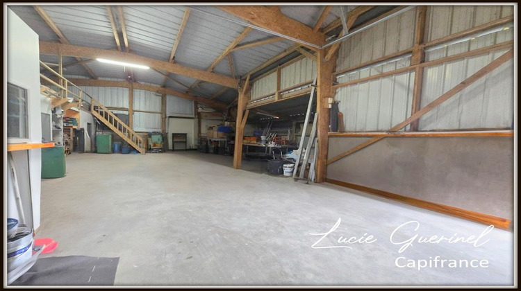 Ma-Cabane - Vente Divers ROUGE, 200 m²