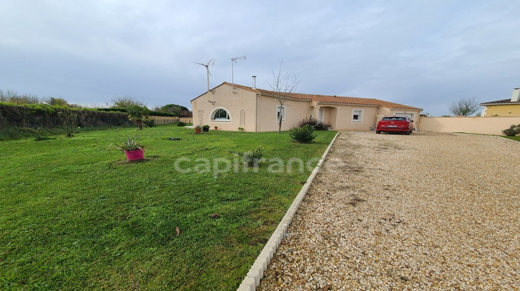 Ma-Cabane - Vente Divers ROUILLAC, 106 m²