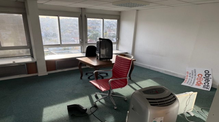 Ma-Cabane - Vente Divers Rueil-Malmaison, 144 m²