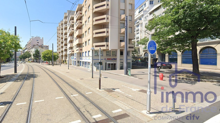 Ma-Cabane - Vente Divers Saint-Étienne, 820 m²