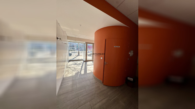 Ma-Cabane - Vente Divers Saint-Étienne, 65 m²