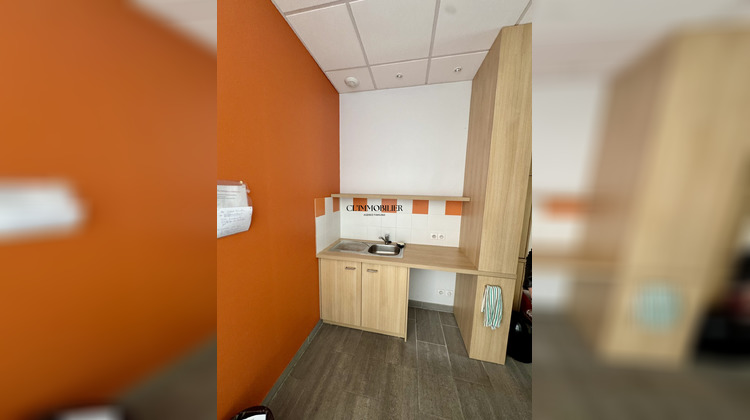 Ma-Cabane - Vente Divers Saint-Étienne, 65 m²