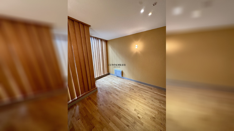 Ma-Cabane - Vente Divers Saint-Étienne, 65 m²