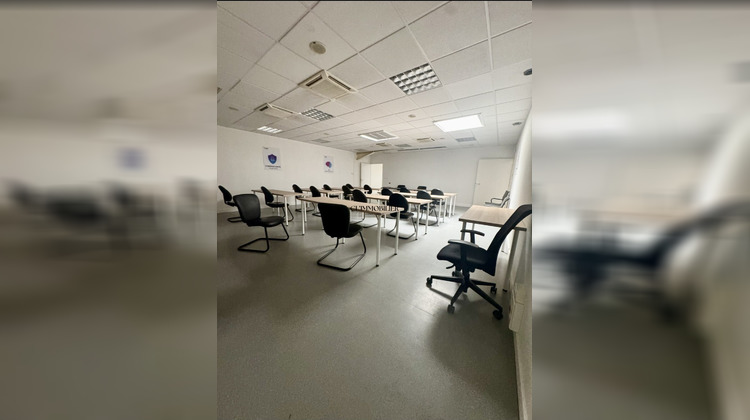 Ma-Cabane - Vente Divers Saint-Étienne, 640 m²