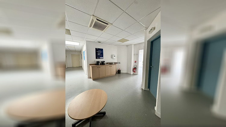 Ma-Cabane - Vente Divers Saint-Étienne, 640 m²