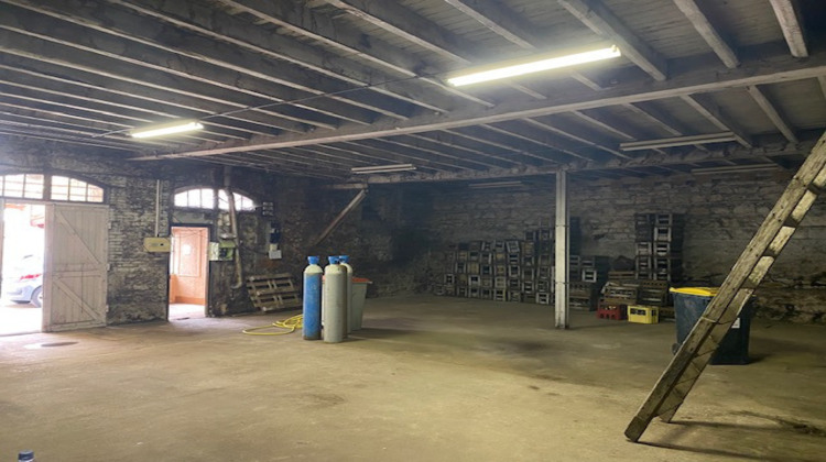 Ma-Cabane - Vente Divers Saint-Étienne, 160 m²