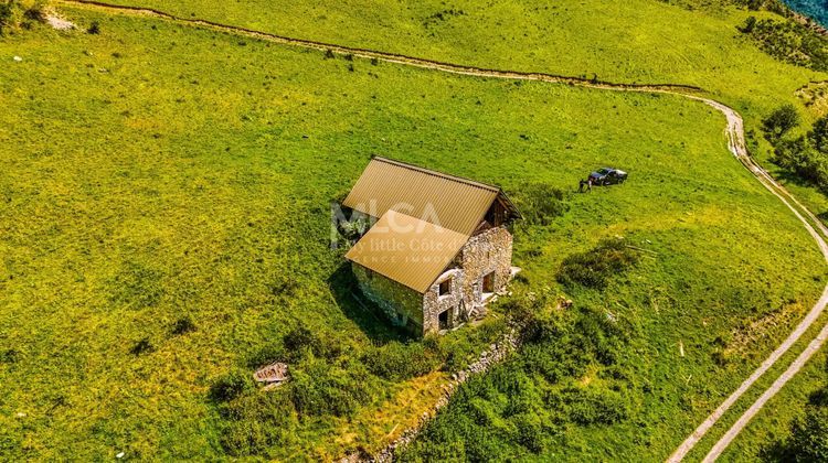 Ma-Cabane - Vente Divers Saint-Étienne-de-Tinée, 100 m²