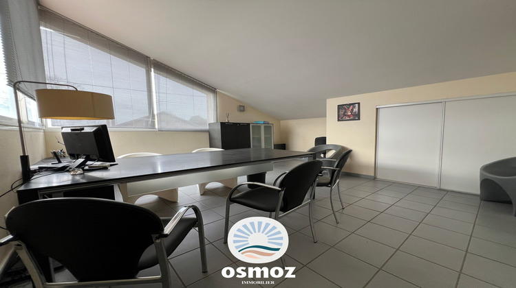 Ma-Cabane - Vente Divers Saint-Agnant, 239 m²