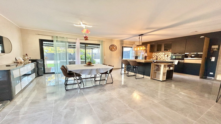 Ma-Cabane - Vente Divers SAINT AYGULF, 107 m²