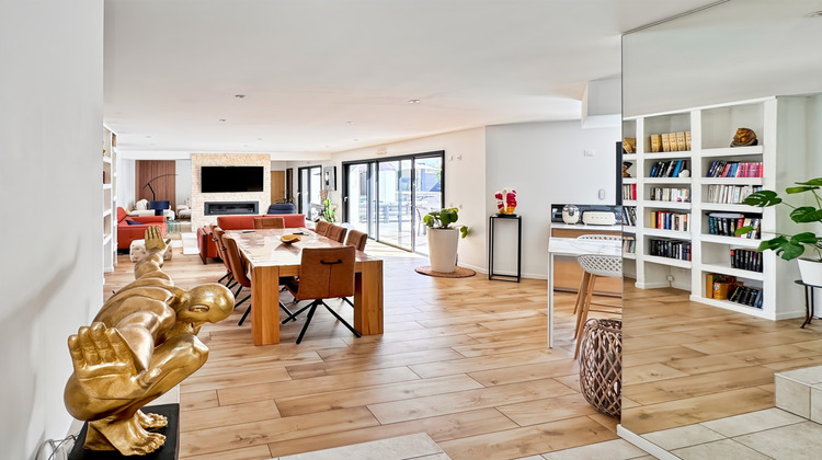 Ma-Cabane - Vente Divers SAINT BARTHELEMY D ANJOU, 223 m²