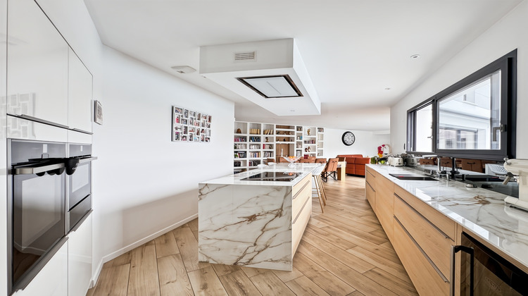Ma-Cabane - Vente Divers SAINT BARTHELEMY D ANJOU, 223 m²