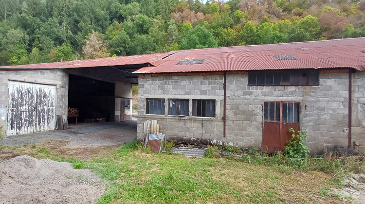 Ma-Cabane - Vente Divers Saint-Chamant, 575 m²