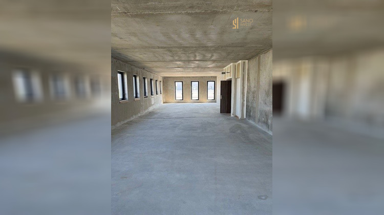 Ma-Cabane - Vente Divers Saint-Contest, 2018 m²