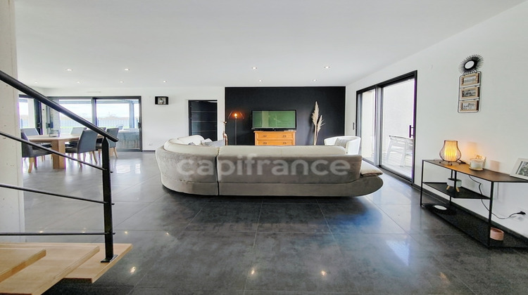 Ma-Cabane - Vente Divers SAINT CYR, 130 m²