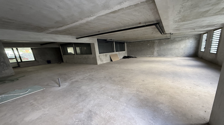 Ma-Cabane - Vente Divers Saint-Denis, 98 m²