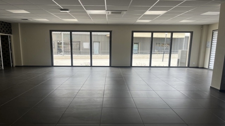 Ma-Cabane - Vente Divers Saint-Estève, 154 m²