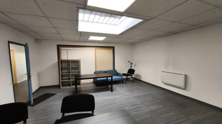 Ma-Cabane - Vente Divers Saint-Etienne, 175 m²